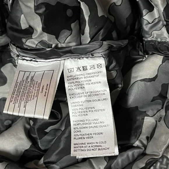 Packable kid’s down jacket - Picture 5 of 6